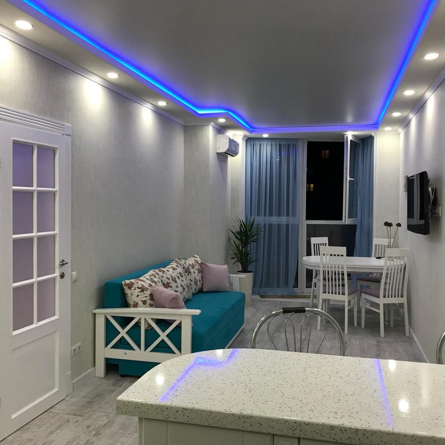 Luxe Apartment On Drahomanova キエフ エクステリア 写真