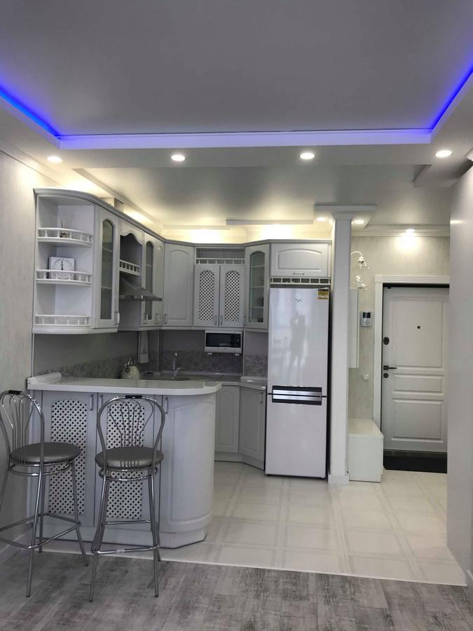 Luxe Apartment On Drahomanova キエフ エクステリア 写真